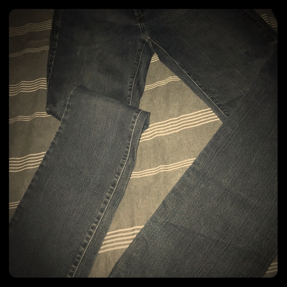 Levi’s straight leg jeans